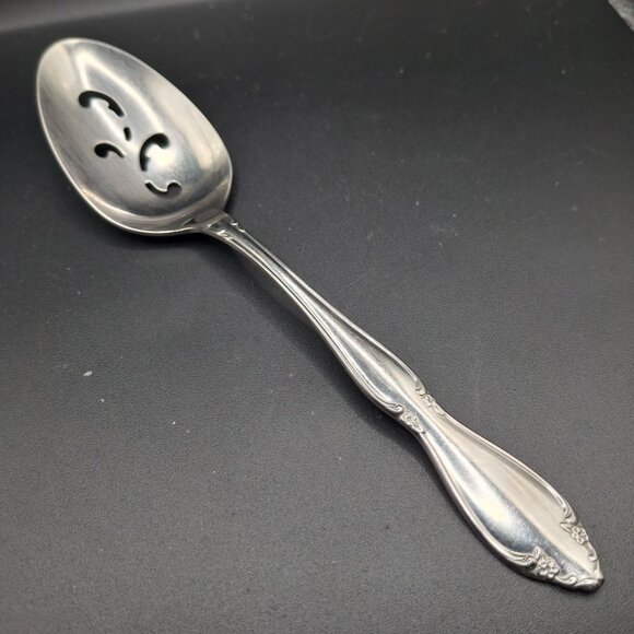Oneida Chatelaine Stainless Steel Slotted/Pierced Serving Spoon Tablespoon - Picture 1 of 5